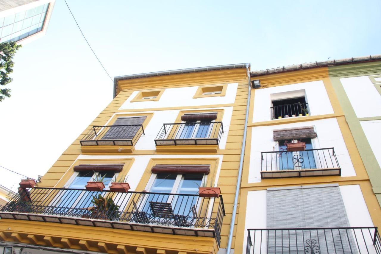 Las Coles Apartasuites Xàtiva Exterior photo